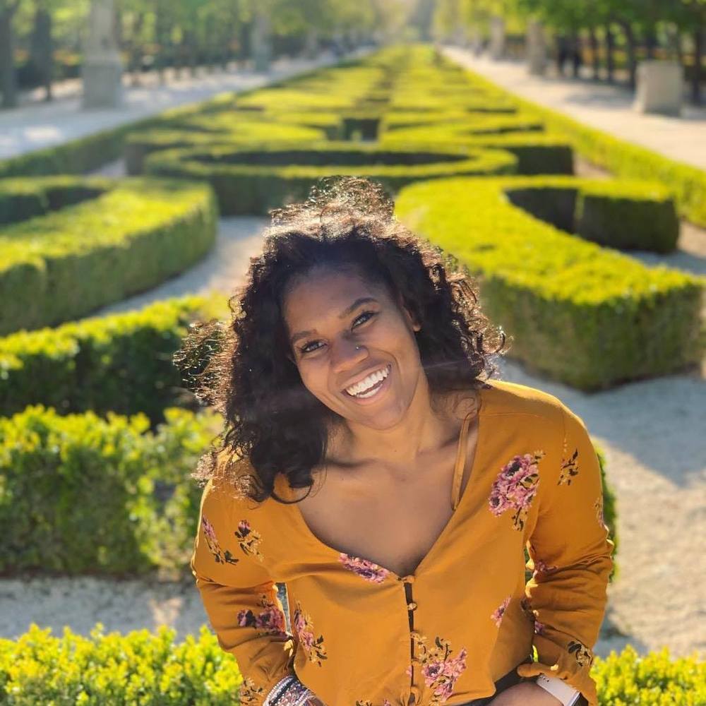 Meet your Posher, Stephanie